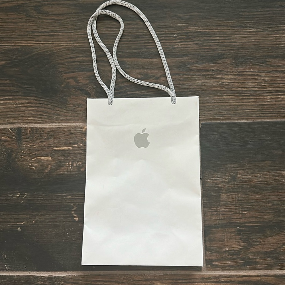 1 small Apple Shopping Bags